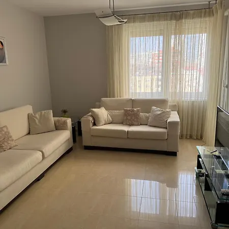 Luna Center Apartment Tirana